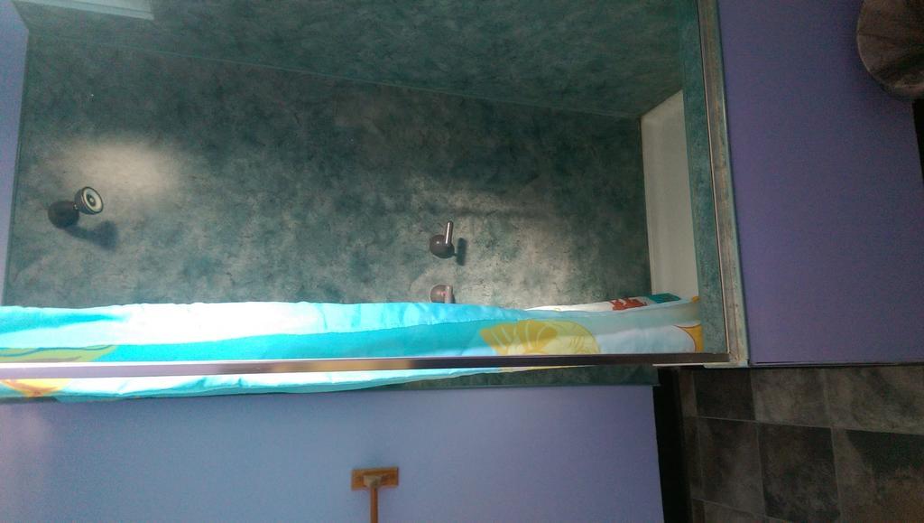 Anglesea Backpackers Hostel Room photo